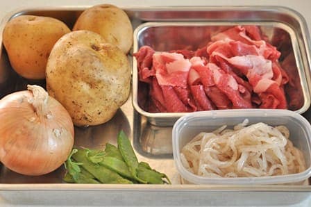 だしなし簡単！肉じゃがの基本レシピ作り方 2