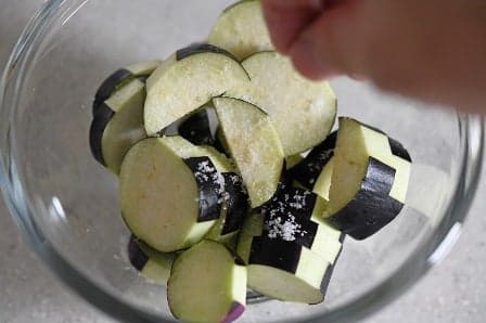 なすの酢みそ和え／火を使わず手軽な副菜！ 4