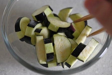 なすの酢みそ和え／火を使わず手軽な副菜！ 5